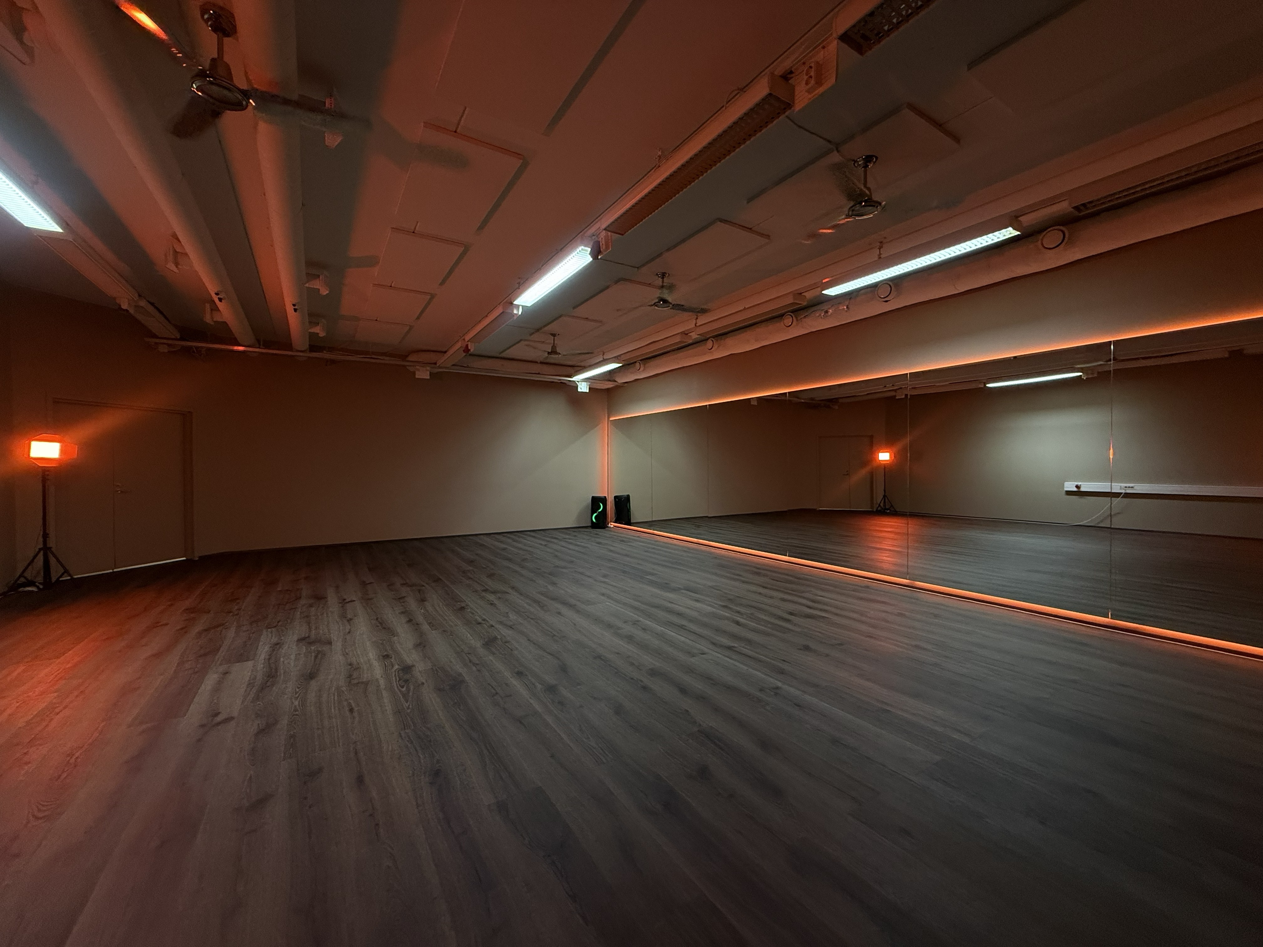 Dance performance inside LI Space studio